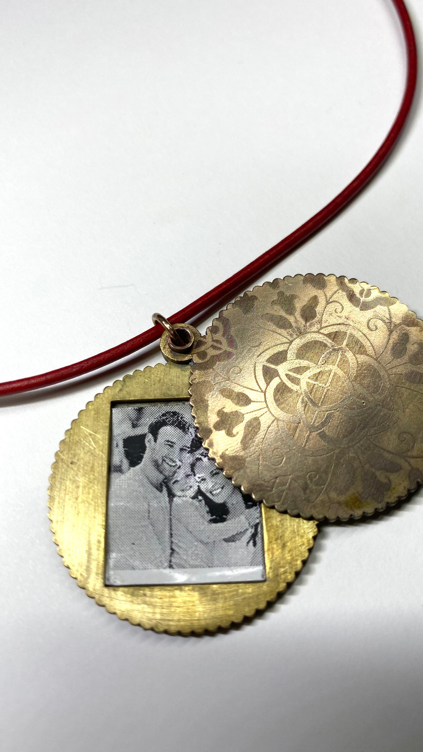 Maya Locket